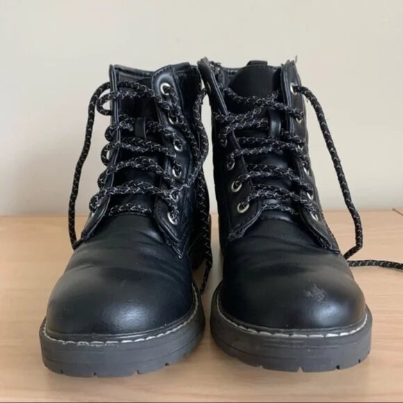 Steve MADDEN JBetty Black Moto Youth Combat Quilted Winter Boot - Picture 3 of 13